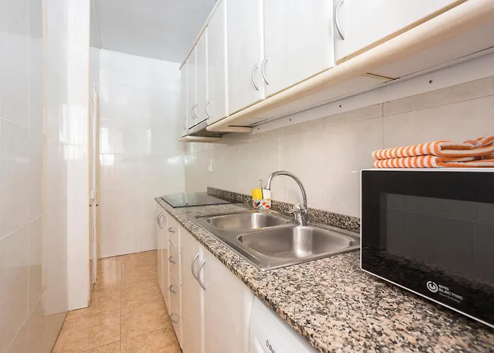 Apartament Clot 2 *
